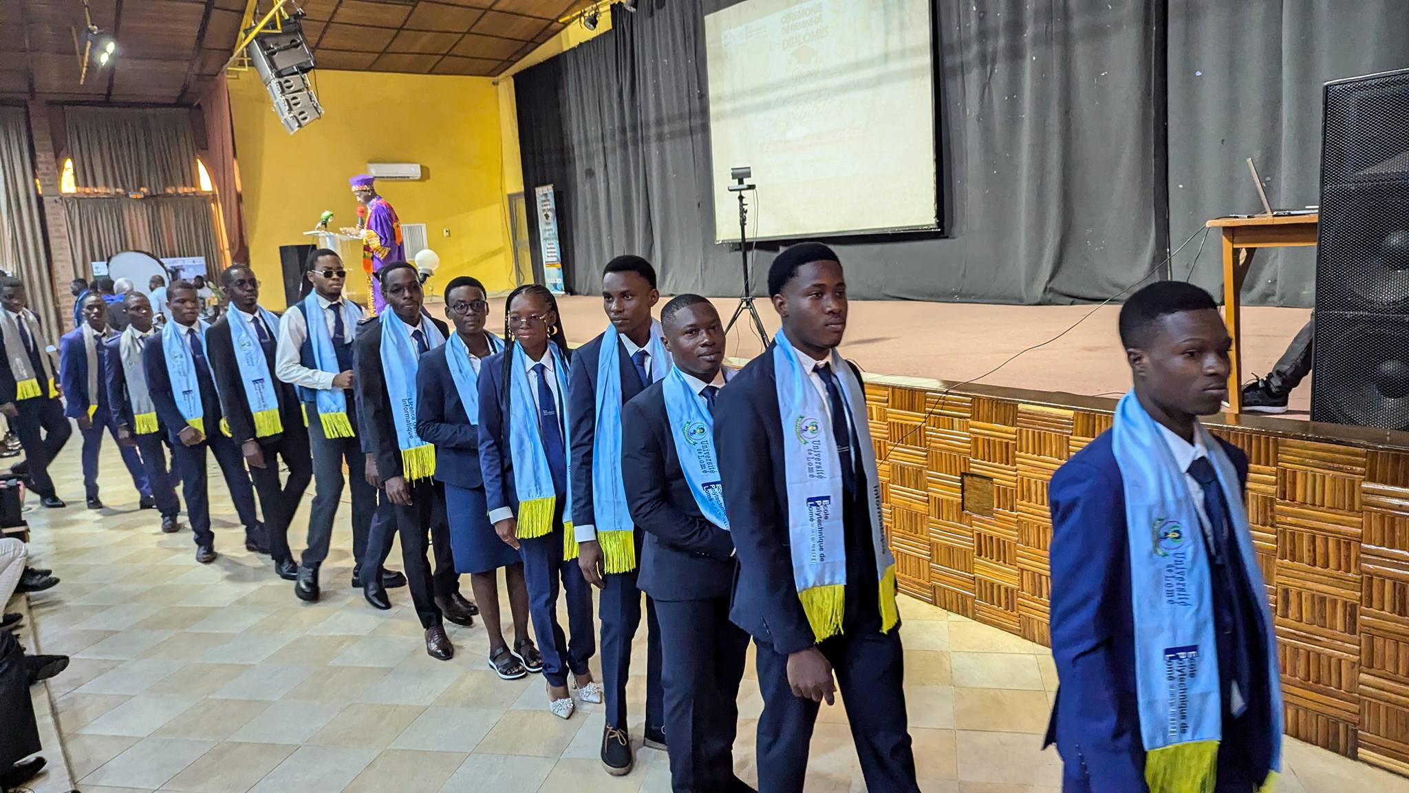 L’Université de Lomé a célébré 282 diplômés lors de la cérémonie de l’École Polytechnique de Lomé, un moment d'excellence.