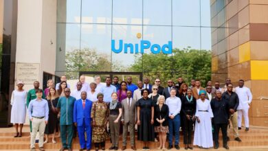 Des membres du Congrès américain visitent l’UniPod Togo pour promouvoir l’innovation et le développement de partenariats internationaux.
