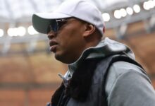 La FSF répond à El Hadji Diouf sur ses critiques concernant les terrains et la gouvernance du football sénégalais.