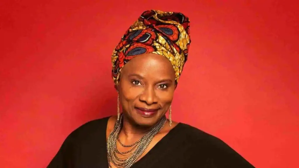 Angélique Kidjo clarifie sa position sur les collaborations avec les artistes béninois et évoque l'importance de la qualité.