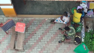 Le scrutin au Bénin a été globalement calme malgré un démarrage difficile. Découvrez les points forts et faibles de cette élection.