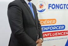 Assistez à la passation de service de FONGTO avec Pascal Edoh Agbove, qui souligne continuité et innovation dans son mandat.
