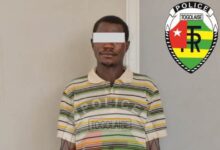 La police a interpellé un repris de justice pour vol de motocyclette à Lomé. Découvrez les détails de cette affaire.