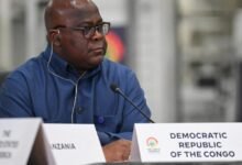 Le président Félix Tshisekedi s'engage à organiser un dialogue inclusif en RDC tout en soulignant des lignes rouges cruciales.