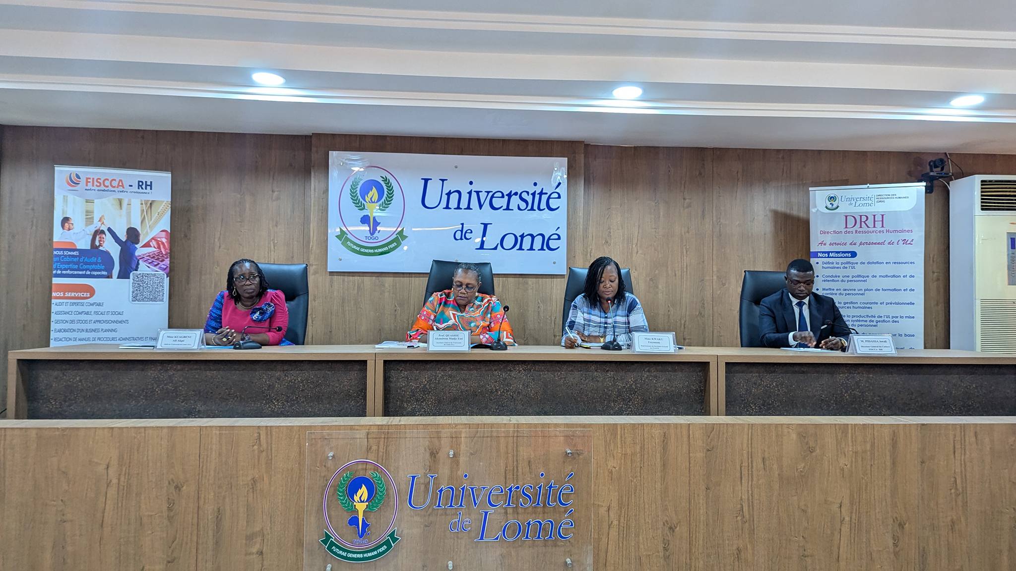 La Direction des ressources humaines de l’Université de Lomé organise un séminaire de formation pour le personnel du 2 au 17 février 2026.