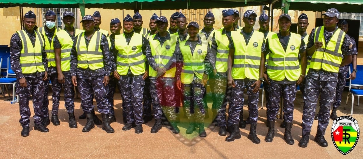 La Police nationale célèbre ses performances avec 7 trophées et la remise de 14 pick-up lors d'une cérémonie à Lomé.