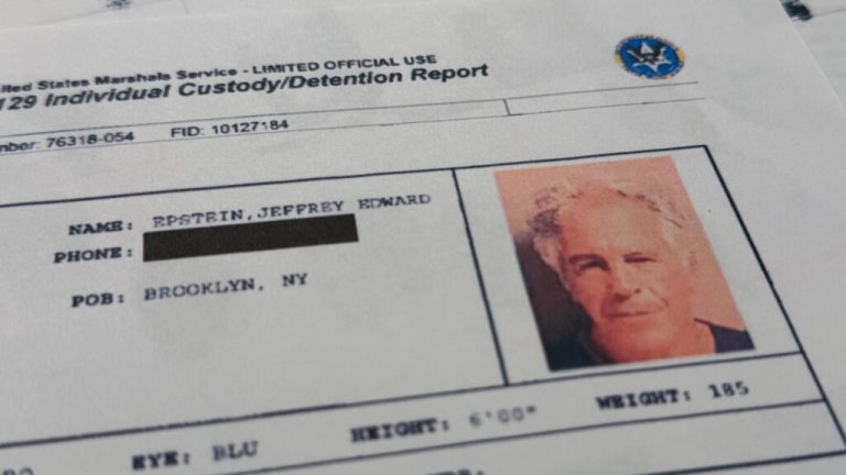 Des documents révèlent qu' Epstein a cherché à débloquer les milliards libyens gelés aux États-Unis en 2011. En savoir plus.
