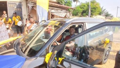 La campagne 228 Fiesta de Yas Togo a récompensé un heureux gagnant avec une Kia Carens 7 places. Découvrez l'événement.