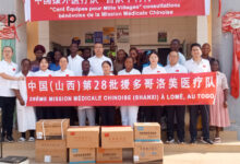 Zio 1 : une mission médicale chinoise apporte des soins gratuits à Kpomé-Akadjamé, améliorant l'accès aux soins pour tous.
