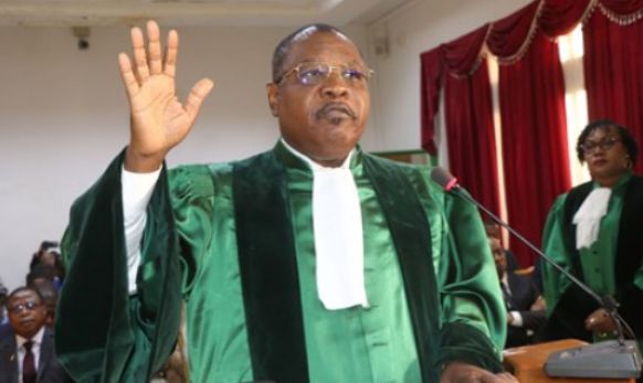 Le Togo : Kuami Gameli Lodonou élu président de la Cour de justice de l'UEMOA pour un mandat de trois ans.