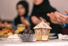 Le jeûne du Ramadan débute au Togo le 18 février 2026. Découvrez les pratiques spirituelles et les significations de ce mois sacré.