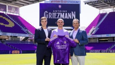 Antoine Griezmann quitte l’Atlético de Madrid et s’engage avec Orlando City en MLS jusqu’en 2028, ouvrant un nouveau chapitre de sa carrière.