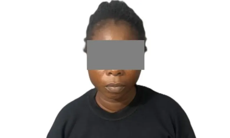 La Police nationale du Togo a démantelé un réseau QNET à Adétikopé, libérant 12 otages étrangers dans l'opération.