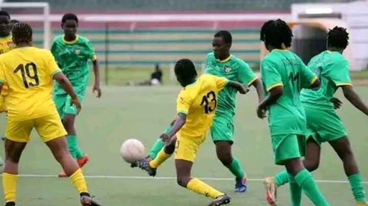 Les Éperviers cadettes en stage à Lomé, se préparant pour les éliminatoires Mondial U17 dames 2026. Un important regroupement !
