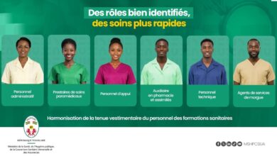 Le personnel du CHP d’Adéta reçoit de nouvelles tenues professionnelles pour une meilleure identification et modernisation.