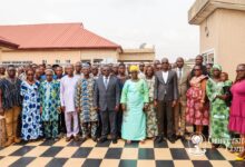 L’Université de Lomé lance le projet CRISP-UL pour améliorer l'alimentation scolaire avec des produits locaux lors d'un événement important.