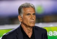 Carlos Queiroz nommé sélectionneur des Black Stars pour le Mondial 2026. Découvrez ses ambitions pour l'équipe ghanéenne.