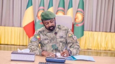 Assimi Goïta présente 16 orientations sécuritaires après les attaques du 25 avril. Découvrez les mesures prises.