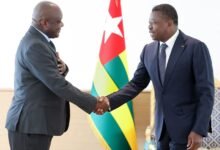 La RDC sollicite le soutien du Togo pour le poste de Secrétaire général de l’OIF. Découvrez cette ambition stratégique.