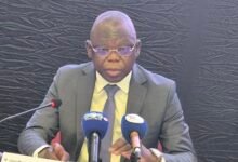 Le ministre Jean-Marie Tessi dénonce les perceptions illégales lors des contrôles sanitaires aux frontières du Togo.