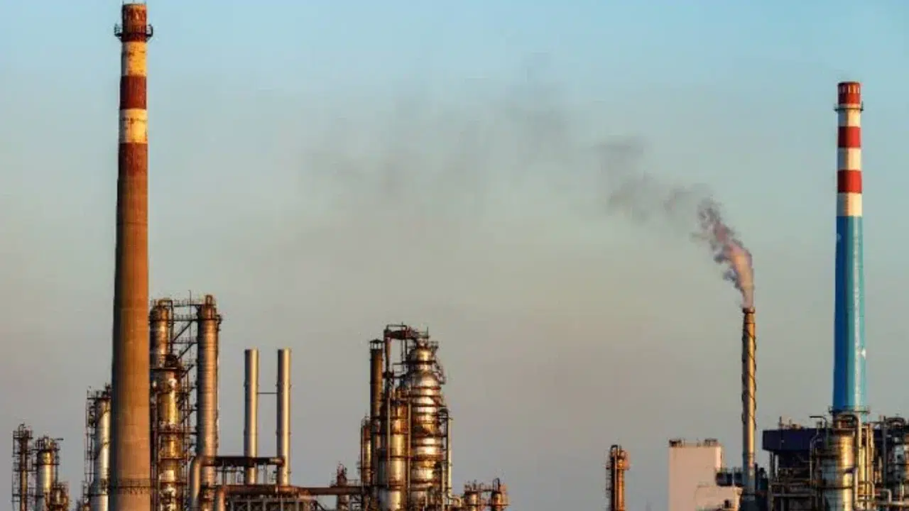 TotalEnergies annonce une nouvelle découverte pétrolière offshore en République du Congo, avec environ 100 millions de barils récupérables.