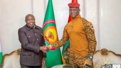 Ibrahim Traoré et Évariste Ndayishimiye renforcent le dialogue entre l'AES et l'Union africaine lors d'une visite clé à Ouagadougou.