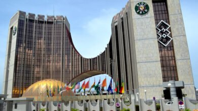 L’Université de Lomé et la CCI-Togo unissent leurs forces pour booster l’emploi des jeunes grâce à un partenariat innovant.