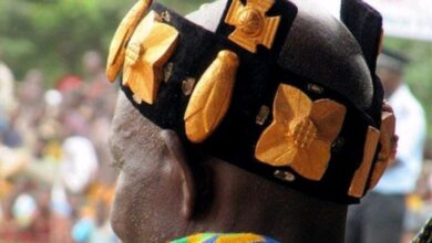 Le gouvernement togolais a renforcé la reconnaissance juridique de la chefferie traditionnelle en adoptant, en Conseil des ministres,  le 1er avril 2026, des décrets portant sur la désignation de quinze (15) chefs de canton par voie coutumière et par consultation populaire.