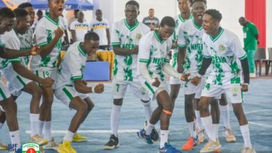 Le Nigeria remporte le Handball U20 – IHF Trophy en battant le Bénin 39-29 en finale. Découvrez les moments clés du match.