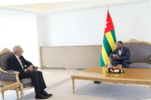 Le Président togolais et le représentant de l'Union européenne échangent sur la coopération face aux défis du Sahel.