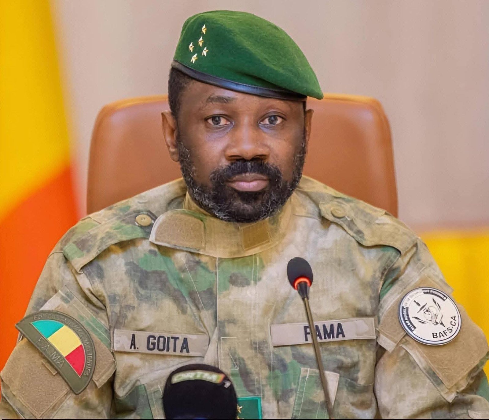 Assimi Goïta cumule désormais la Défense et renforce l'appareil sécuritaire avec la nomination d'Oumar Diarra.