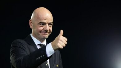 L'ASCK reçoit les félicitations de Gianni Infantino pour son titre de champion. Découvrez cette performance historique.