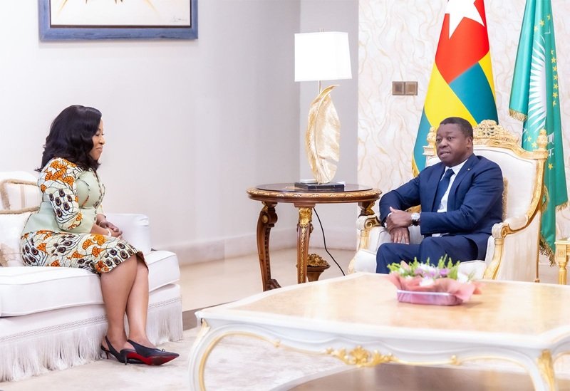 La rencontre entre Faure Gnassingbé et Shirley Ayorkor Botchway met en lumière les opportunités de coopération entre Togo et le Commonwealth.