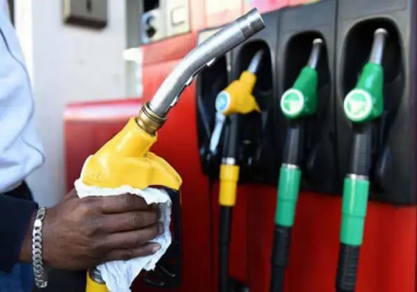 Le 27 mai, le Togo augmentera les prix des produits pétroliers. Découvrez les nouveaux tarifs pour le super et le gasoil.