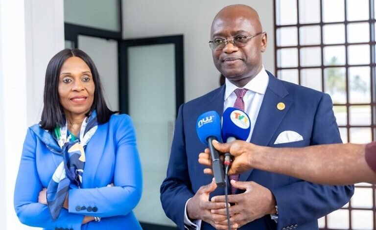 Le Président Faure Gnassingbé discute avec George Elombi des opportunités d’investissement au Togo et des projets de transformation.