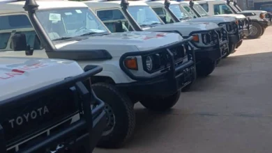 L’OOAS remet 10 ambulances et équipements médicaux à la Gambie pour renforcer le système de santé du pays.