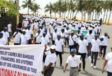 Les syndicats du secteur financier au Togo demandent la fin des contrats d’intérim pour améliorer la précarité de l’emploi.