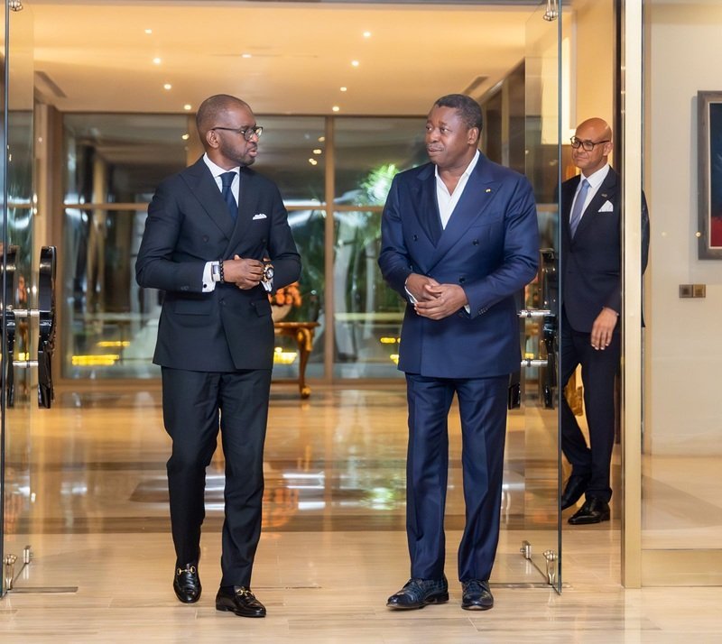Faure Gnassingbé échange à Lomé sur les résultats financiers et les perspectives d'Ecobank ETI après l'assemblée générale.