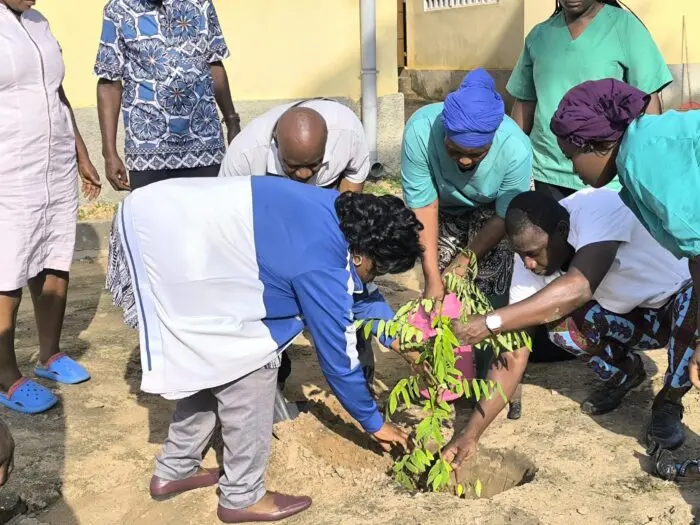 Le ministère de la Santé au Togo joue un rôle clé lors de la Journée nationale de l’arbre et du reboisement.