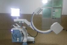 Le CHR de Sokodé renforce son plateau technique avec un nouvel amplificateur de brillance pour le bloc opératoire.