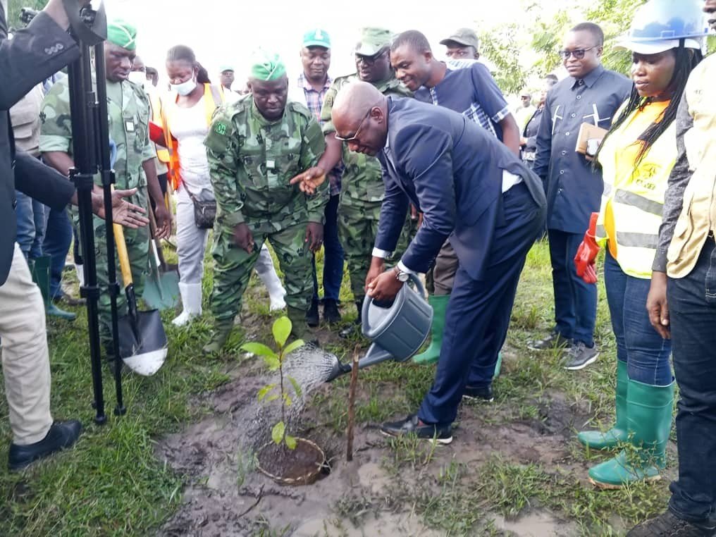Le 1er juin 2026, Togo a commencé sa campagne nationale de reboisement à Aképé pour restaurer le couvert forestier national.