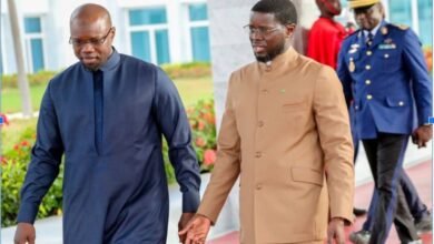 Après l'adoption de la révision constitutionnelle, Ousmane Sonko interpelle Bassirou Diomaye Faye sur des divergences essentielles.