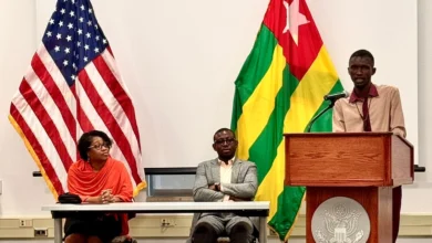 Trente diplômés de l’EAMAU ont renforcé leurs compétences en anglais des affaires grâce au programme Freedom250.