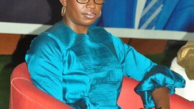 Djireye Clotilde Coly prend les rênes de la Jeunesse et des Sports au Sénégal, un rôle clé avant les Jeux olympiques de la Jeunesse.