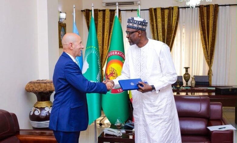 Les États-Unis soutiennent le retrait du Mali, du Burkina et du Niger de la CPI, une décision saluée par Washington.