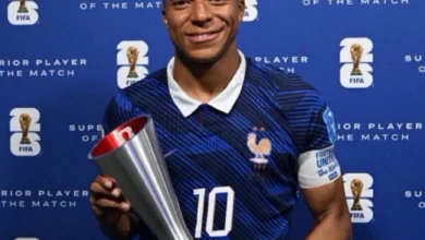 Kylian Mbappé réagit aux propos racistes d'une sénatrice paraguayenne, la qualifiant de femme méprisable et indigne.
