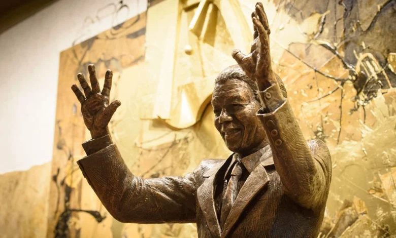 Célébrez la Journée internationale Nelson Mandela avec l'ONU qui dénonce la hausse des dépenses militaires et appelle à l'égalité.