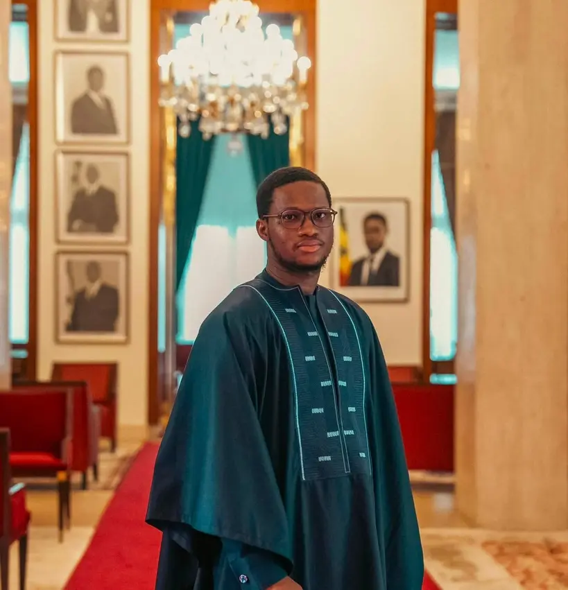 Bentaleb démissionne avec fracas du Palais de Dakar, dénonçant de graves divergences politiques avec Bassirou Diomaye Faye.