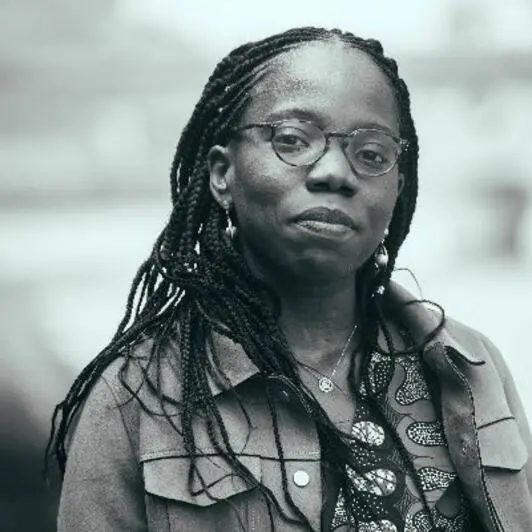 Sinatou Saka est nommée Directrice Générale de la SRTB, apportant son expertise en transformation numérique aux médias béninois.