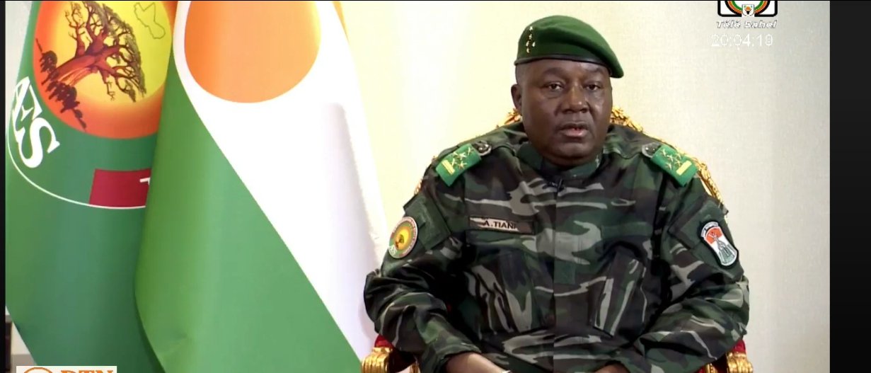 Le Général Tiani annonce une armée de 18 000 hommes face aux tentatives de déstabilisation. Découvrez l'évolution de l'AES.